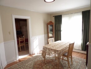 11 Walnut St in Pompton Lakes, NJ - Building Photo - Building Photo