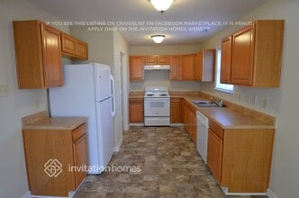 422 Presidents Ct in Charlotte, NC - Building Photo - Building Photo