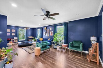 3201 Fawn Hill Ct in Urbana, IL - Building Photo - Building Photo