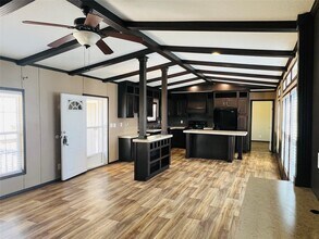 21393 Ruth Dr in New Caney, TX - Building Photo - Building Photo