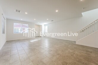 9834 W Verde Ln in Phoenix, AZ - Building Photo - Building Photo