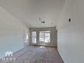 200 Talus Way in Reno, NV - Building Photo - Building Photo