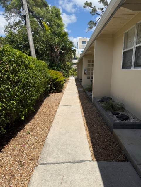 15 SE 10th St, Unit 2 in Fort Lauderdale, FL - Foto de edificio - Building Photo