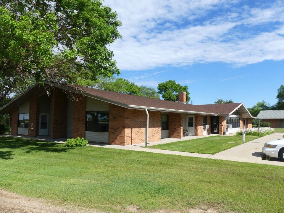 Prairie View Homes in Woonsocket, SD - Building Photo