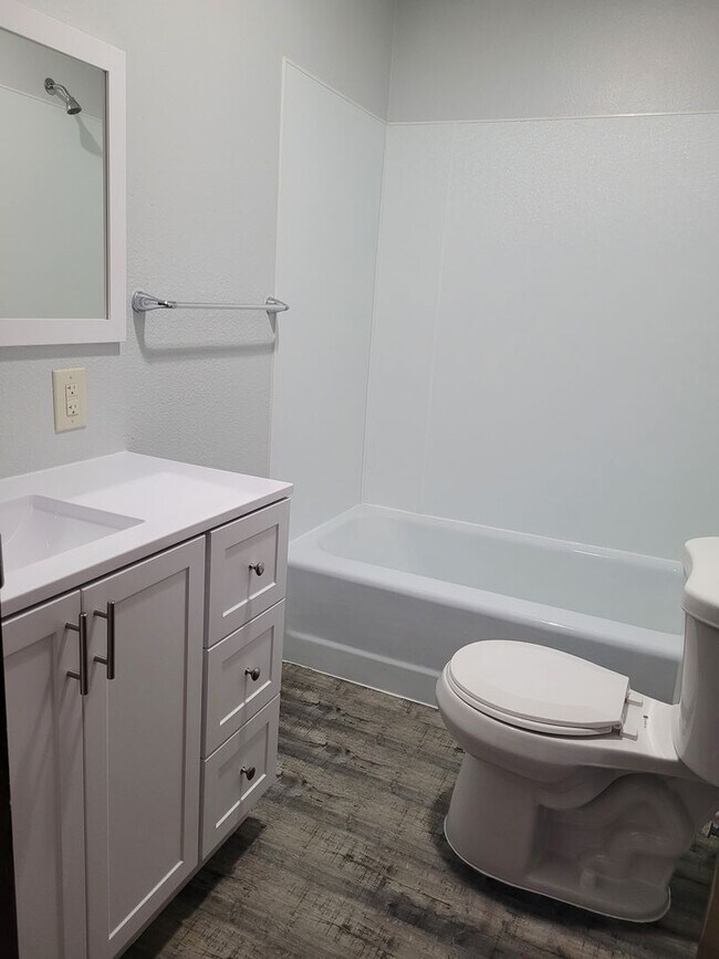 400 E Pike Ave in Columbus, MT - Building Photo - Building Photo