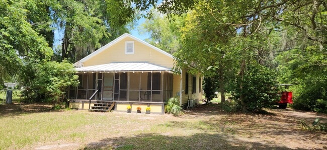 1121 S Palm Ave in Palatka, FL - Building Photo - Building Photo