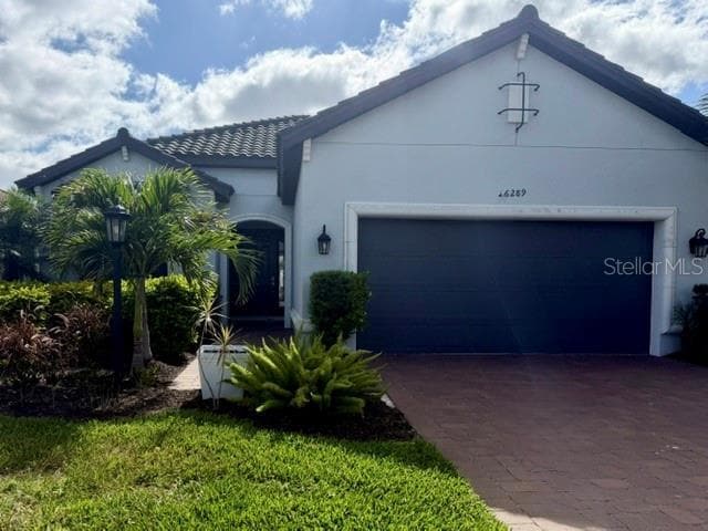 property at 6289 Mesa Gln