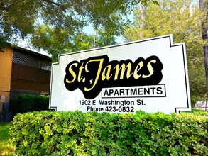 St. James Apartments in Harlingen, TX - Foto de edificio - Building Photo