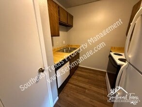 4110 Arthur St in Beaumont, TX - Building Photo - Building Photo