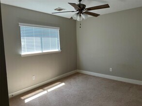 19106 Spruce Bough Ln in Humble, TX - Building Photo - Building Photo