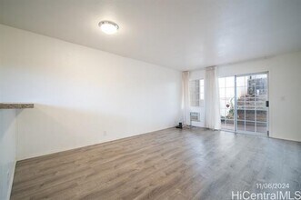 94-1469-1469 Waipio Uka St in Waipahu, HI - Building Photo - Building Photo