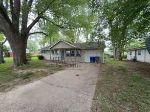 5204 Arrowhead Blvd in Kokomo, IN - Building Photo - Building Photo