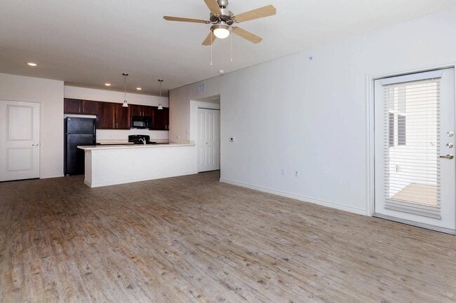 property at 4100 N Parkdale Ln