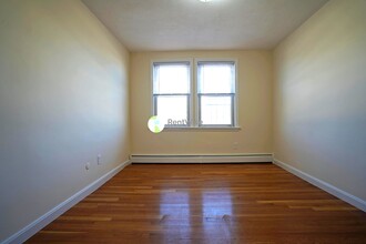164 N Beacon St, Unit 24 in Boston, MA - Foto de edificio - Building Photo