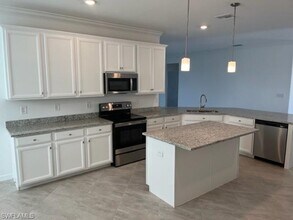 14611 Carva Ln in Ft. Myers, FL - Building Photo - Building Photo