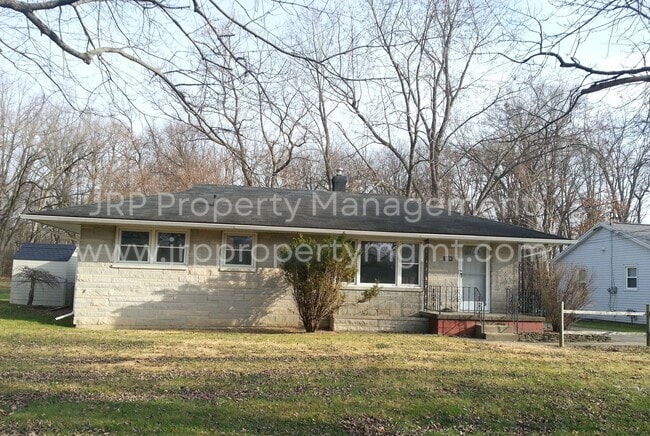 property at 3609 Greenbriar Dr