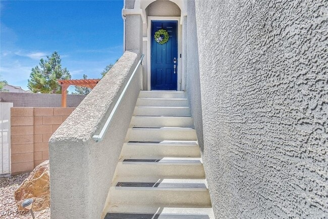 8753 Dodds Canyon St in Las Vegas, NV - Building Photo - Building Photo