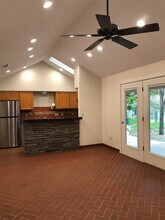 1601 West Ln in Austin, TX - Building Photo - Building Photo