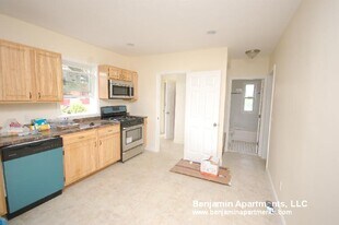 142 Lincoln St, Unit 2 in Boston, MA - Building Photo