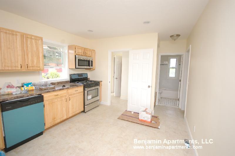 142 Lincoln St, Unit 2 in Boston, MA - Building Photo