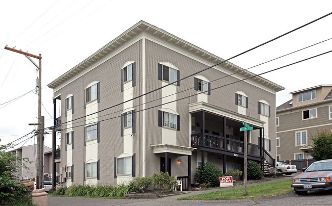 Ross Apartments in Tacoma, WA - Building Photo - Building Photo