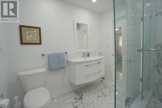 114 Tandridge Crescent in Toronto, ON - Building Photo - Building Photo