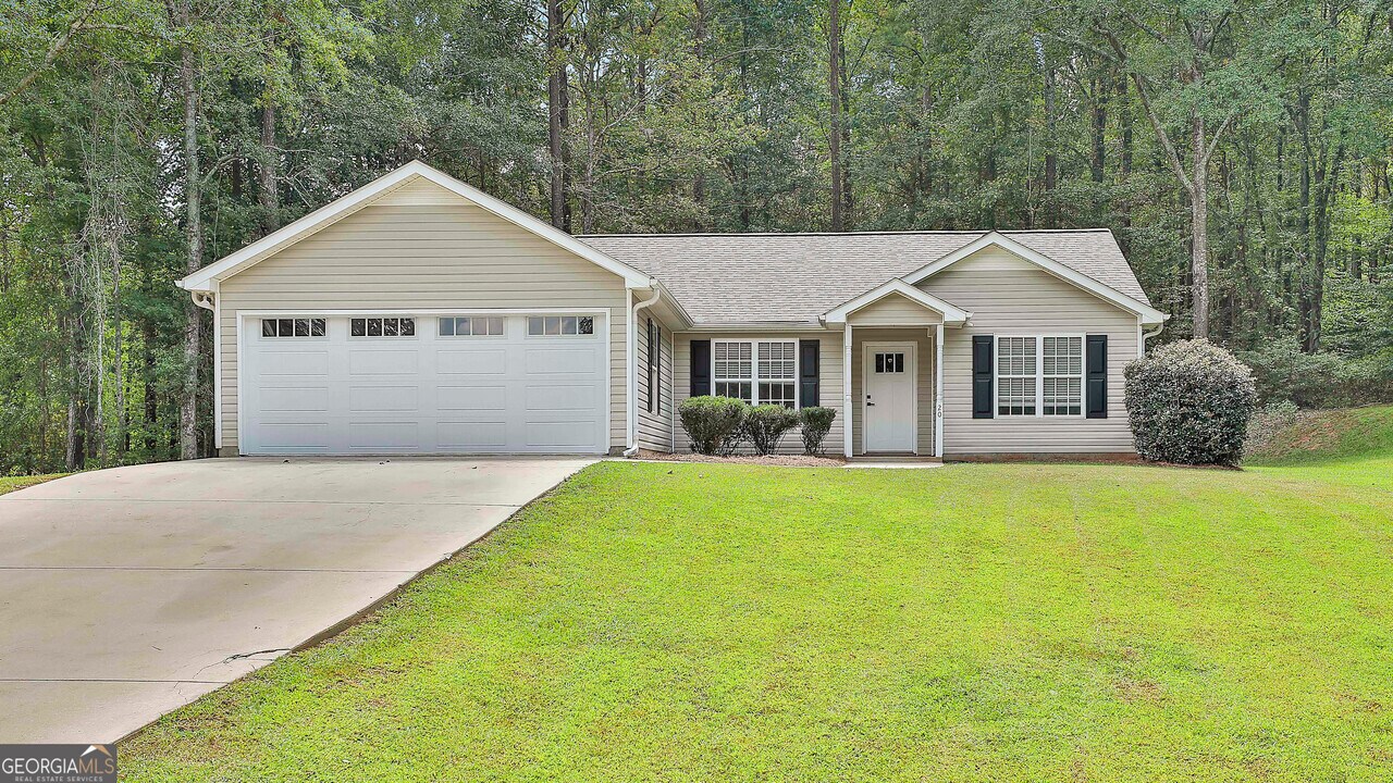 20 Beaver Ct in Newnan, GA - Building Photo
