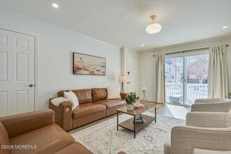 212 10th Ave in Belmar, NJ - Building Photo - Building Photo