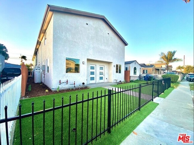 831 E 83rd St, Unit 3