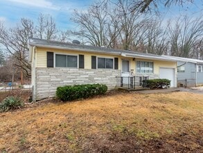 2622 Daman Ct in St. Louis, MO - Building Photo - Building Photo