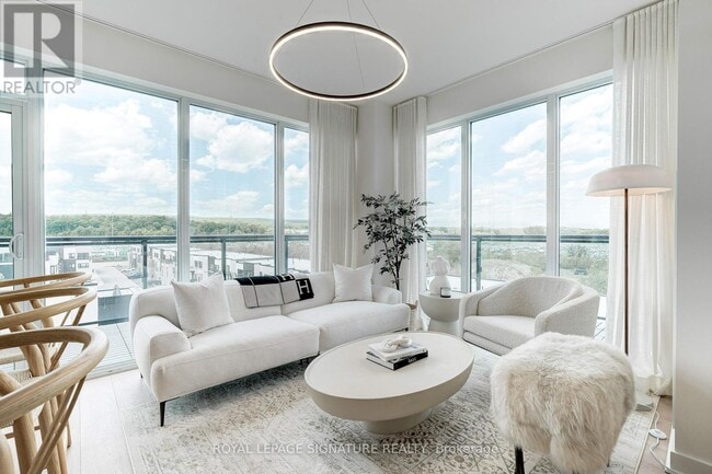 property at 1119-1119 Cooke Blvd.