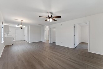 11419 Roandale Dr in Houston, TX - Building Photo - Building Photo