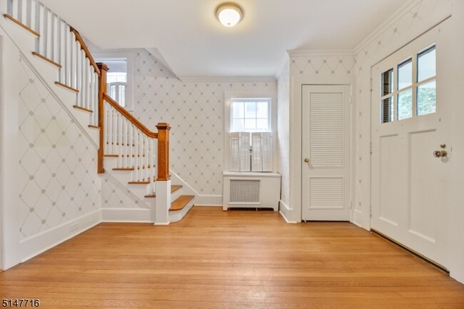 136 Stanmore Pl in Westfield, NJ - Building Photo - Building Photo