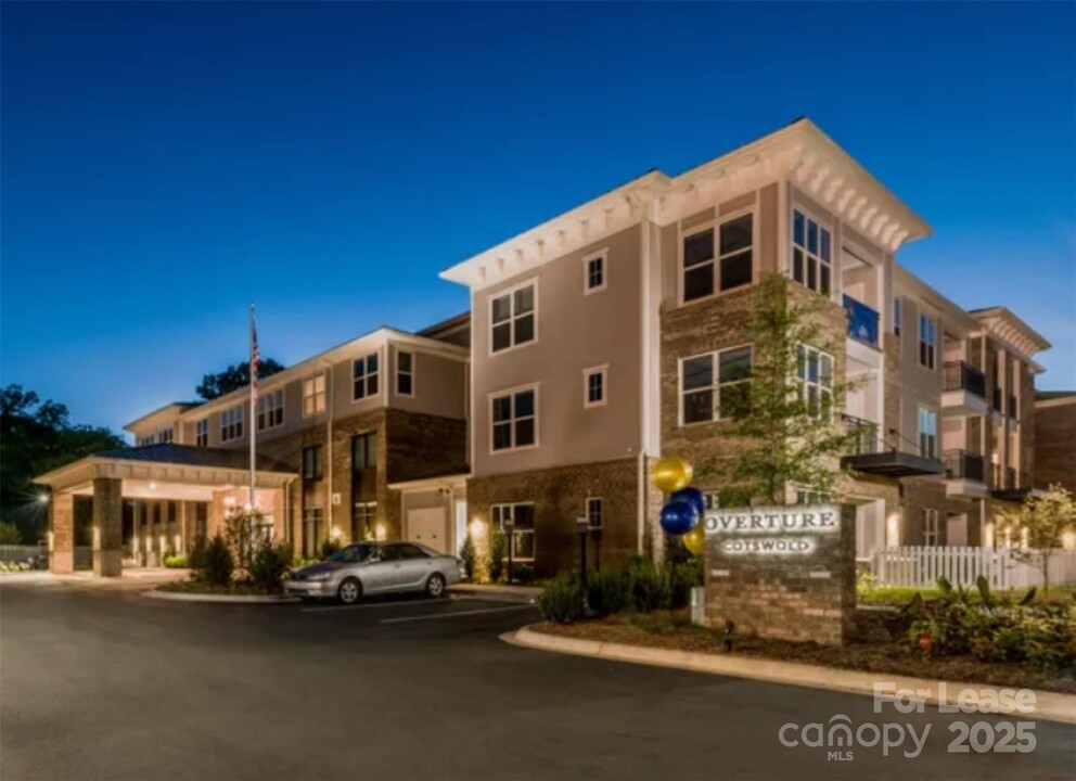 4840 Randolph Rd in Charlotte, NC - Foto de edificio