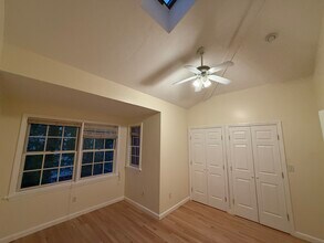 82 6th St in Cambridge, MA - Foto de edificio - Building Photo