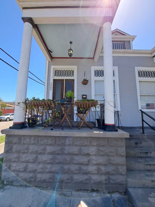 2600 Cleveland Ave in New Orleans, LA - Building Photo - Building Photo