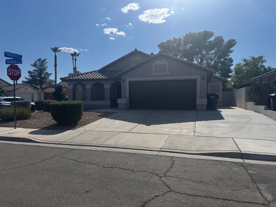 5219 Intermission Ct in North Las Vegas, NV - Building Photo