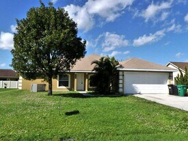 3486 SW San Benito St in Port St. Lucie, FL - Building Photo