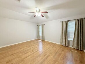 905 Remington Dr in Leander, TX - Building Photo - Building Photo