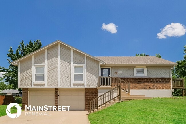 property at 3009 SW 30th Ct