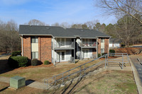 Castlewood Apartments in Winnsboro, SC - Building Photo - Building Photo