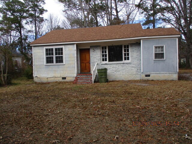 property at 467 Loring Dr