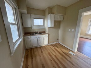 14809 Harvard Ave in Cleveland, OH - Building Photo - Building Photo