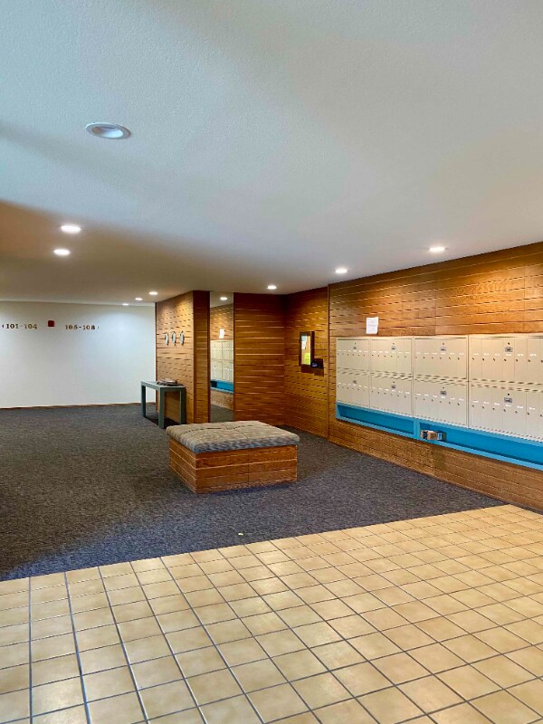 800 Sea Spray Ln in Foster City, CA - Building Photo - Building Photo