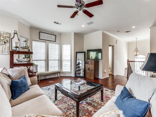 5735 Richmond Ave in Dallas, TX - Building Photo - Building Photo