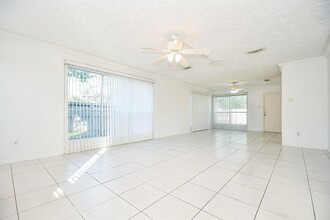 12311 Grove Meadow Dr in Stafford, TX - Building Photo - Building Photo