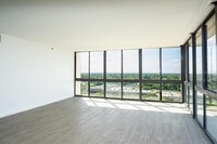 3301 Bayshore Blvd in Tampa, FL - Building Photo - Building Photo