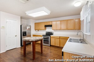 7908 Midnight Stage in San Antonio, TX - Building Photo - Building Photo