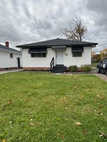 4672 Hillside Ave in Garfield Heights, OH - Building Photo