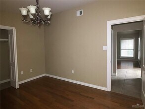 37 San Jacinto St in Mission, TX - Building Photo - Building Photo